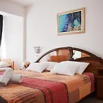 Hotel Nico