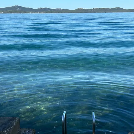 Nico Готель Задар